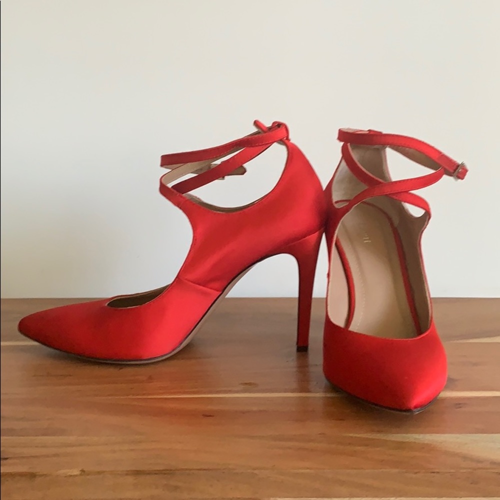 Statement Red Pointed Heels - image 4